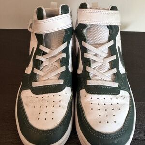 Nike Air Jordan Boys High Top Sneakers | Green & White | Size 2.5Y
